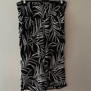 Robert Louis Monochrome Leaf Print Pencil Skirt